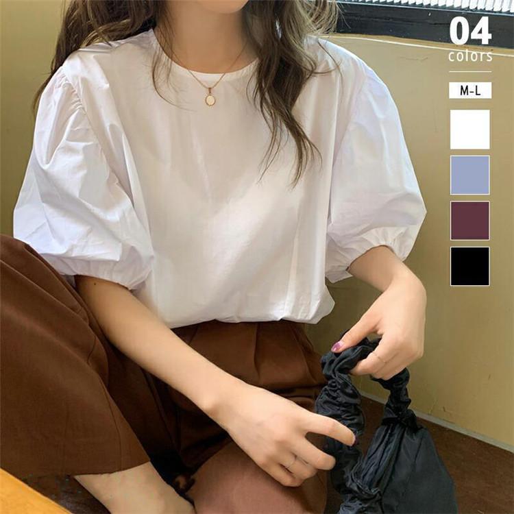 ぽわんとふんわりしたバルーンスリーブがフェミニンなブラウス。可愛く二の腕をカバーしつつ細見え効果も◎カジュアルからキレイめにも幅広く着回ししやすい1枚です--■キーワードパフスリーブ ブラウス バルー